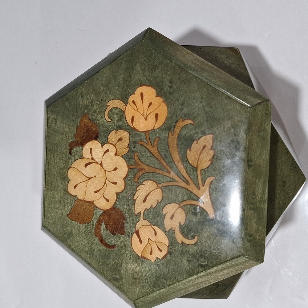 Vintage Reuge Inlay Music Box- Italy - Picture 3 of 8